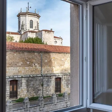 Casa Junto A La Catedral Apartment *